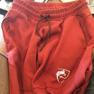 Men’s alphalete tailored joggers medium